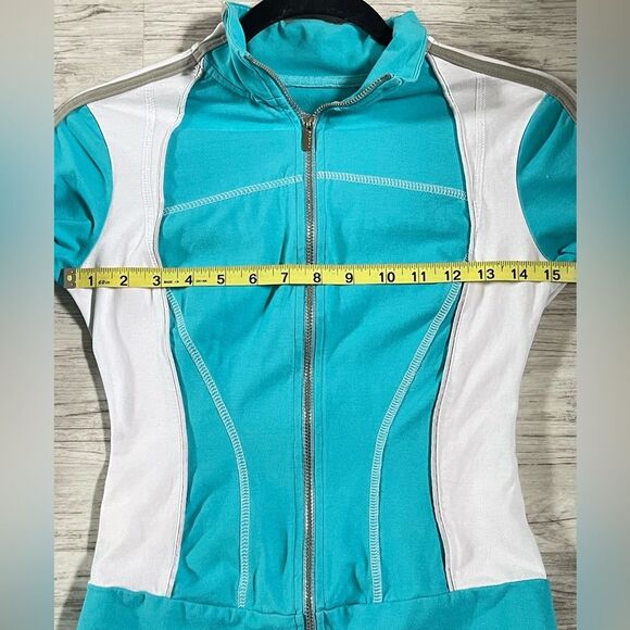 Women's Athletic Blue and White Jacket Size Small - Picture 11 of 11